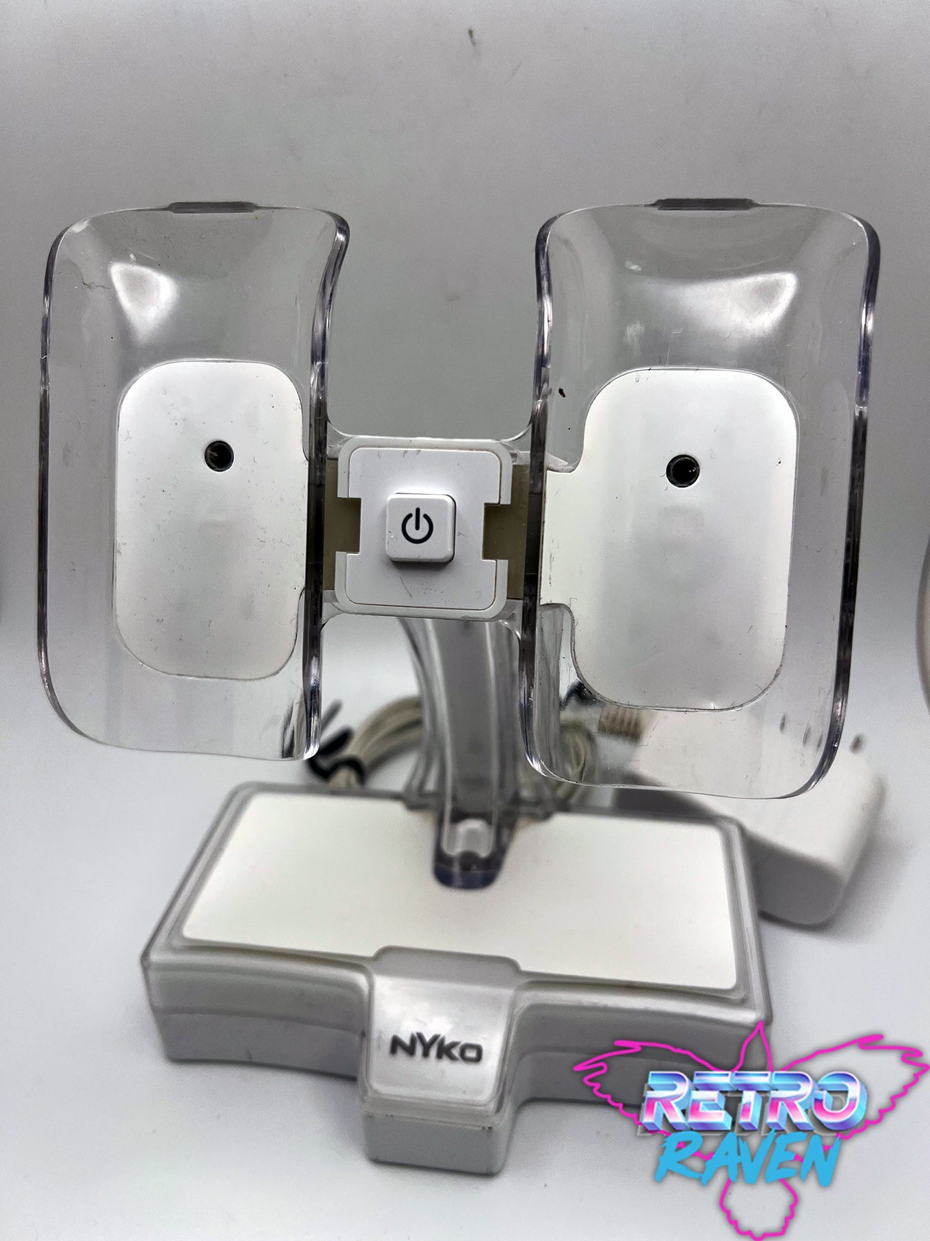 Dual Wiimote Nyko Charging Stand